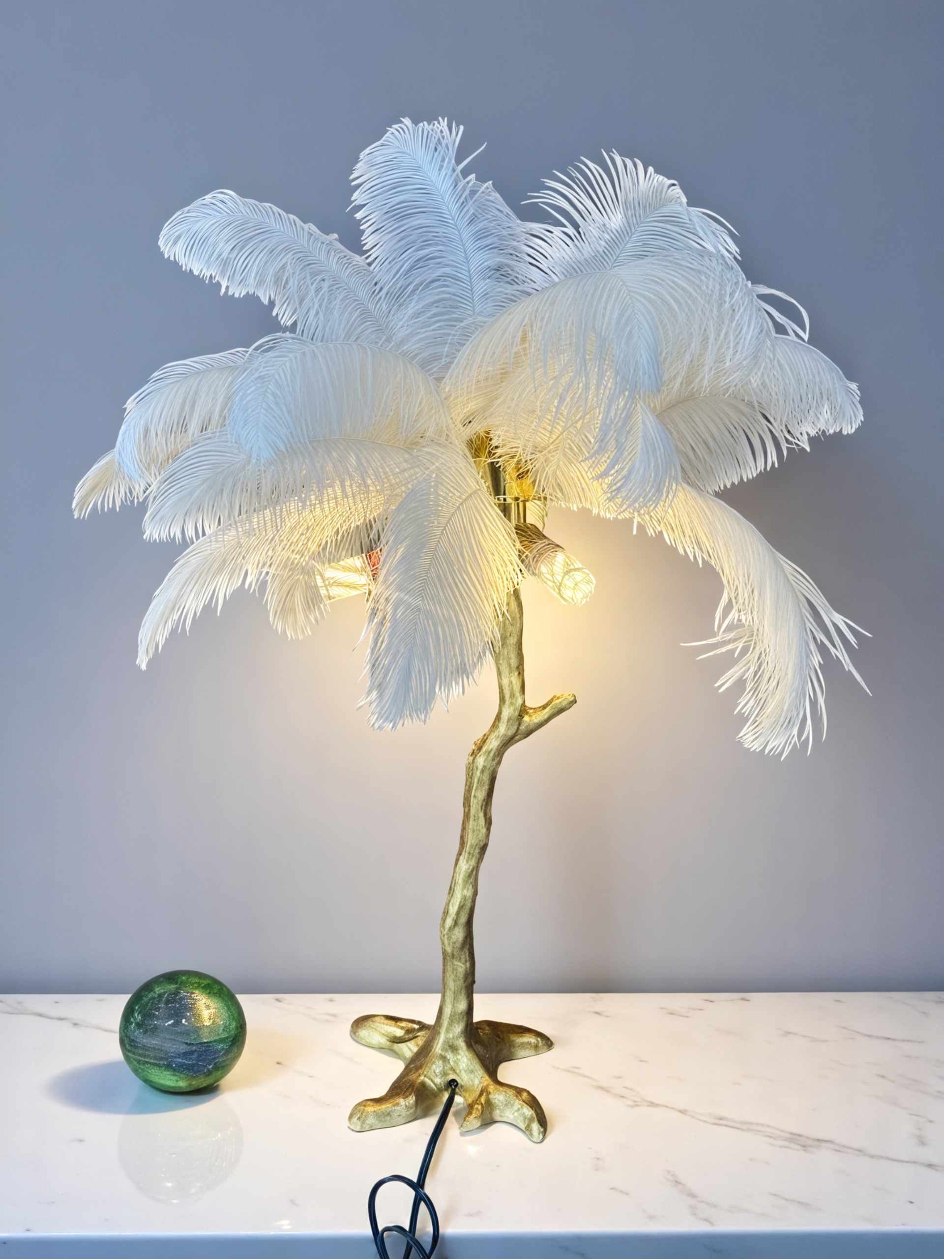 Golden Palm Feather Table Lamp