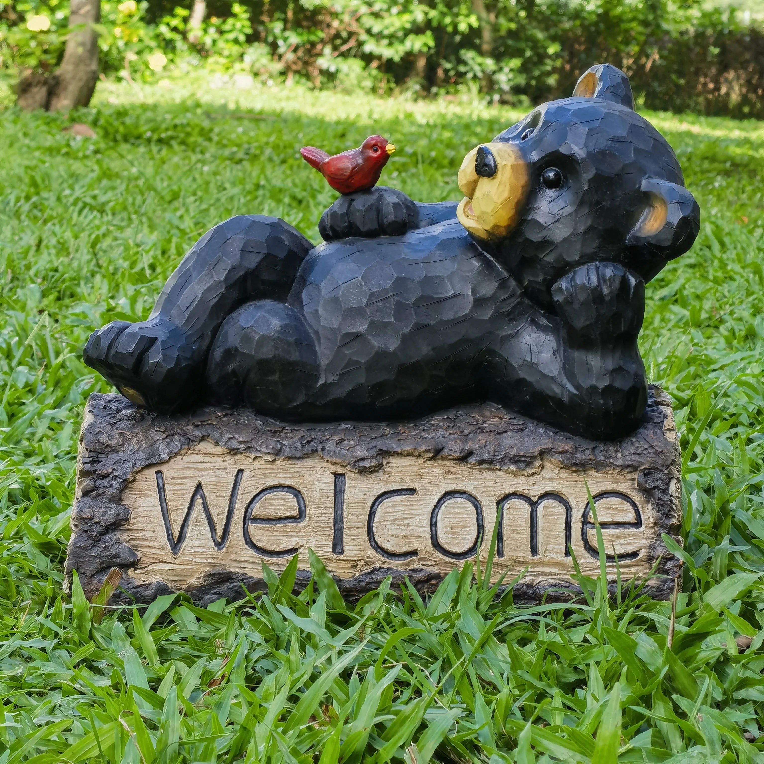 BEAR WITH CARDINAL™ – WELCOME SIGN GARDEN STATUE – 75619-R