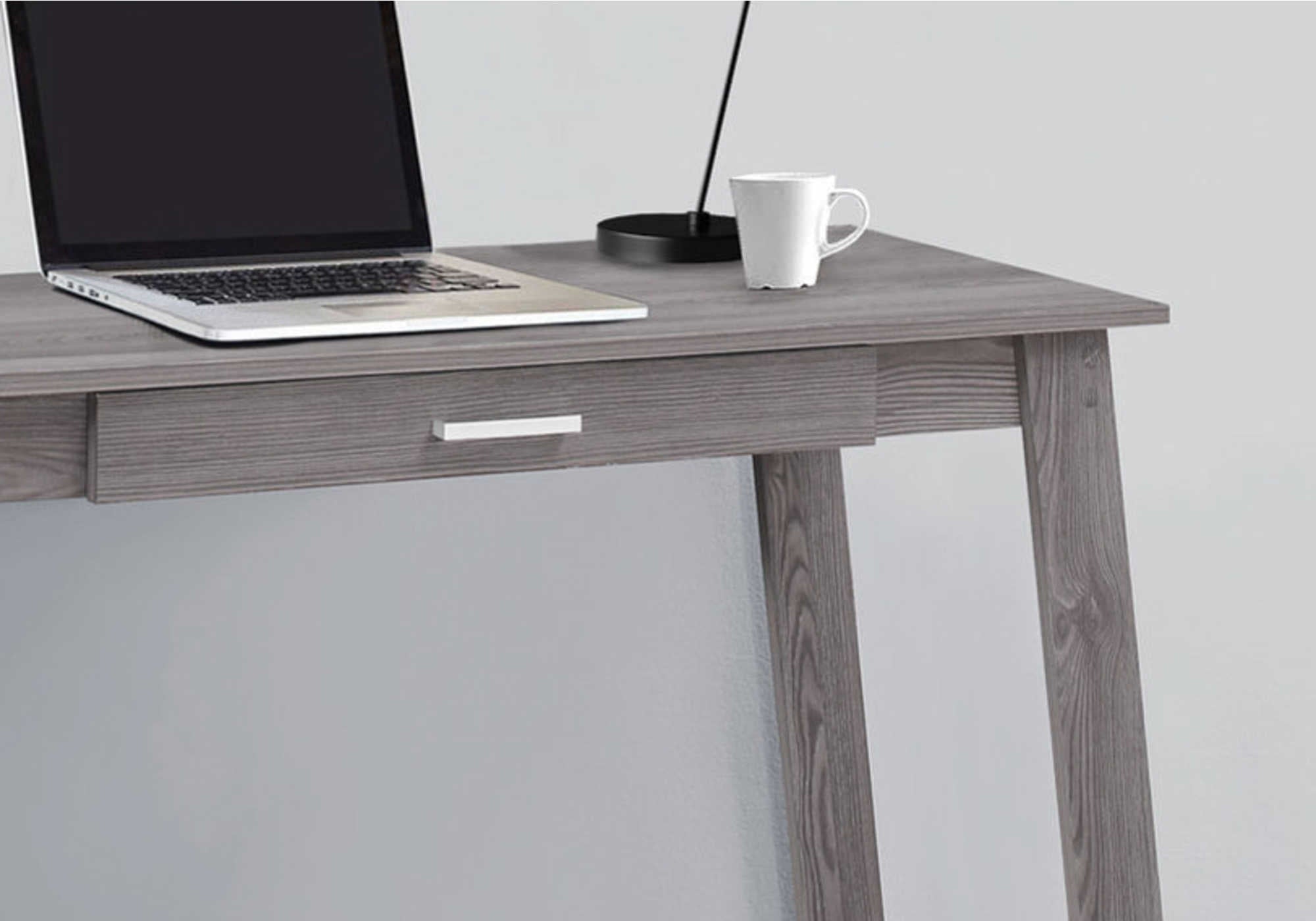 VANTORO™ – MODERN COMPUTER DESK – I 7191